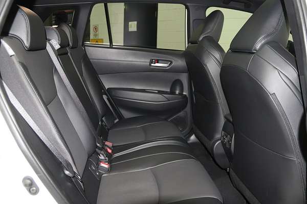 2023 Toyota Corolla Cross Atmos MXGA10R