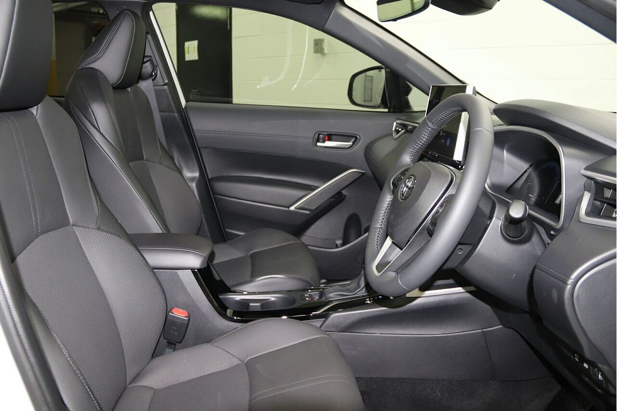 2023 Toyota Corolla Cross Atmos MXGA10R