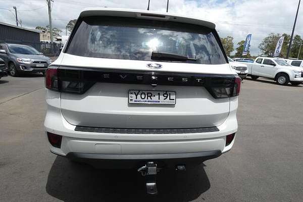 2024 Ford Everest Ambiente