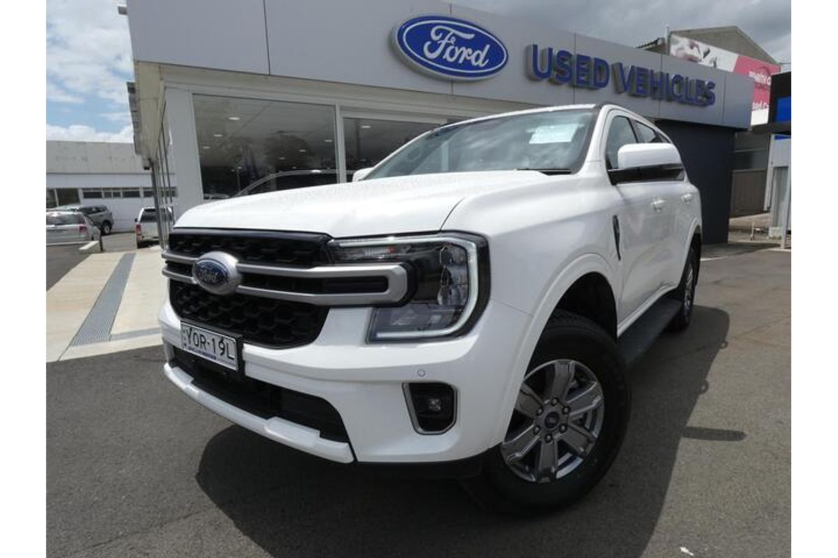 2024 Ford Everest Ambiente