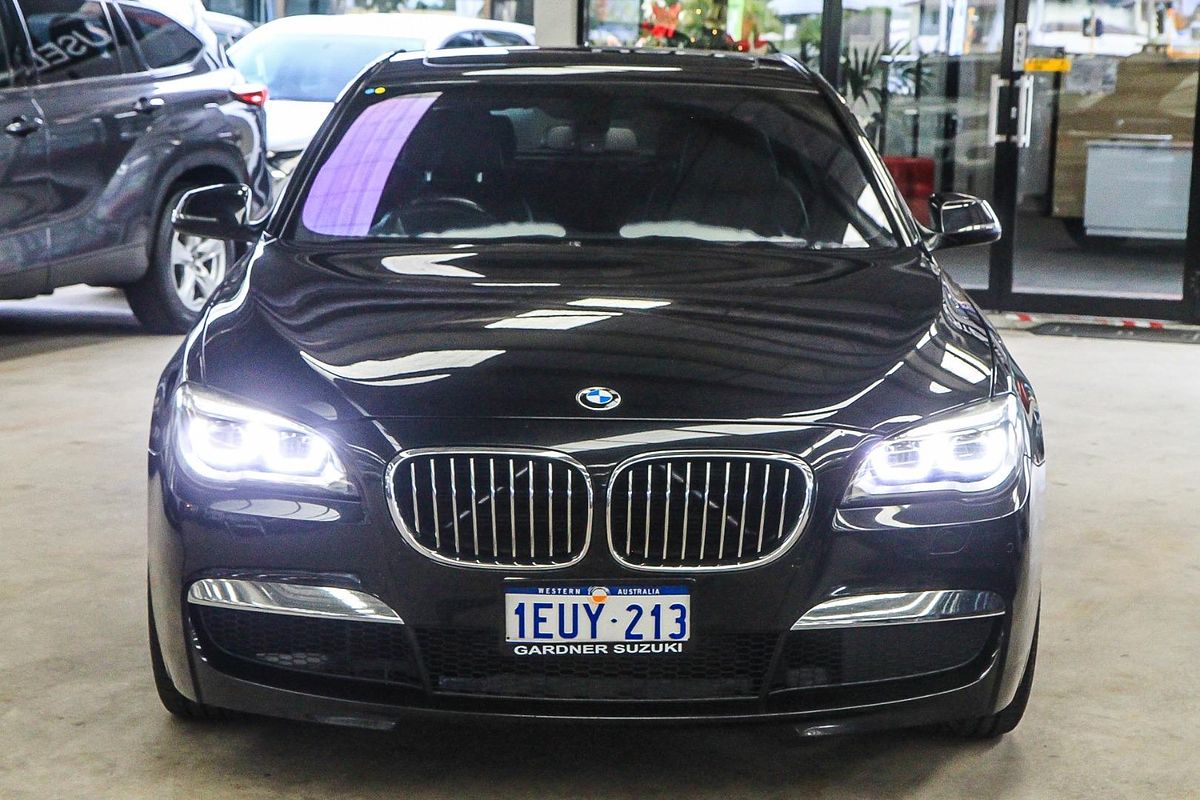 2013 BMW 7 Series 740i F01 LCI