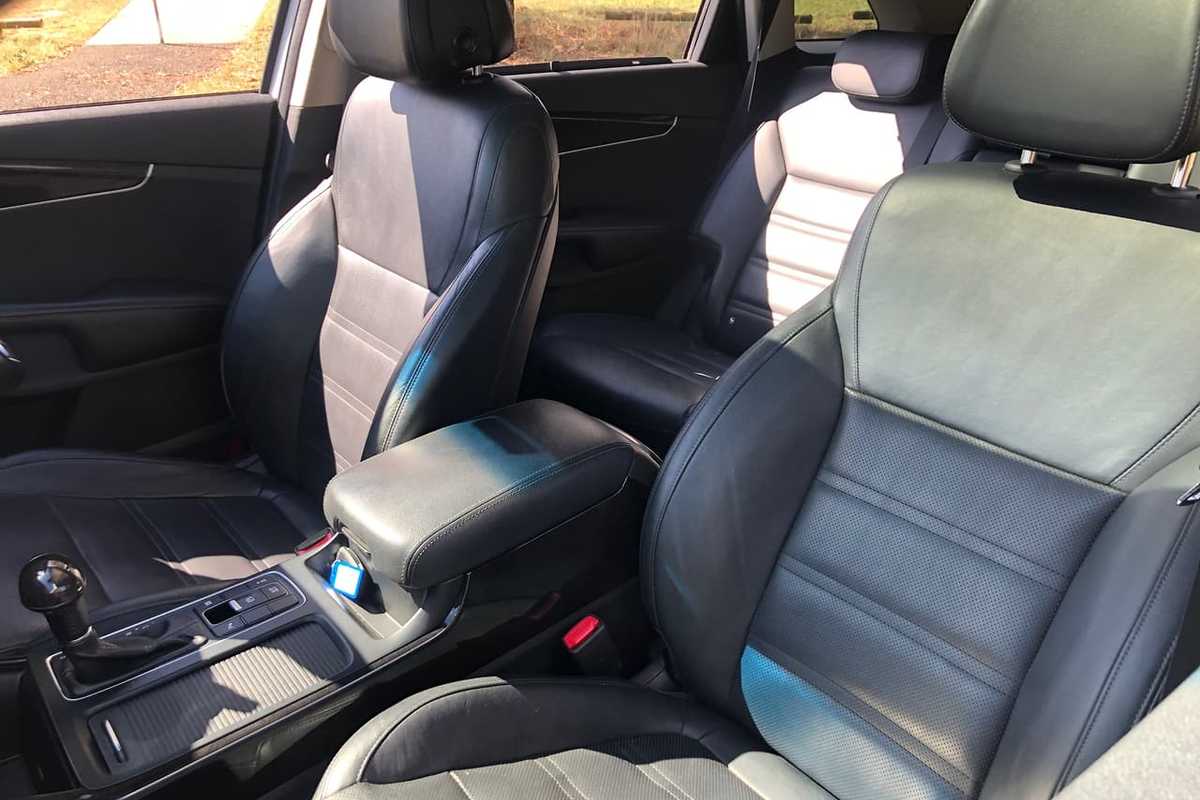 2015 Kia SORENTO Platinum UM