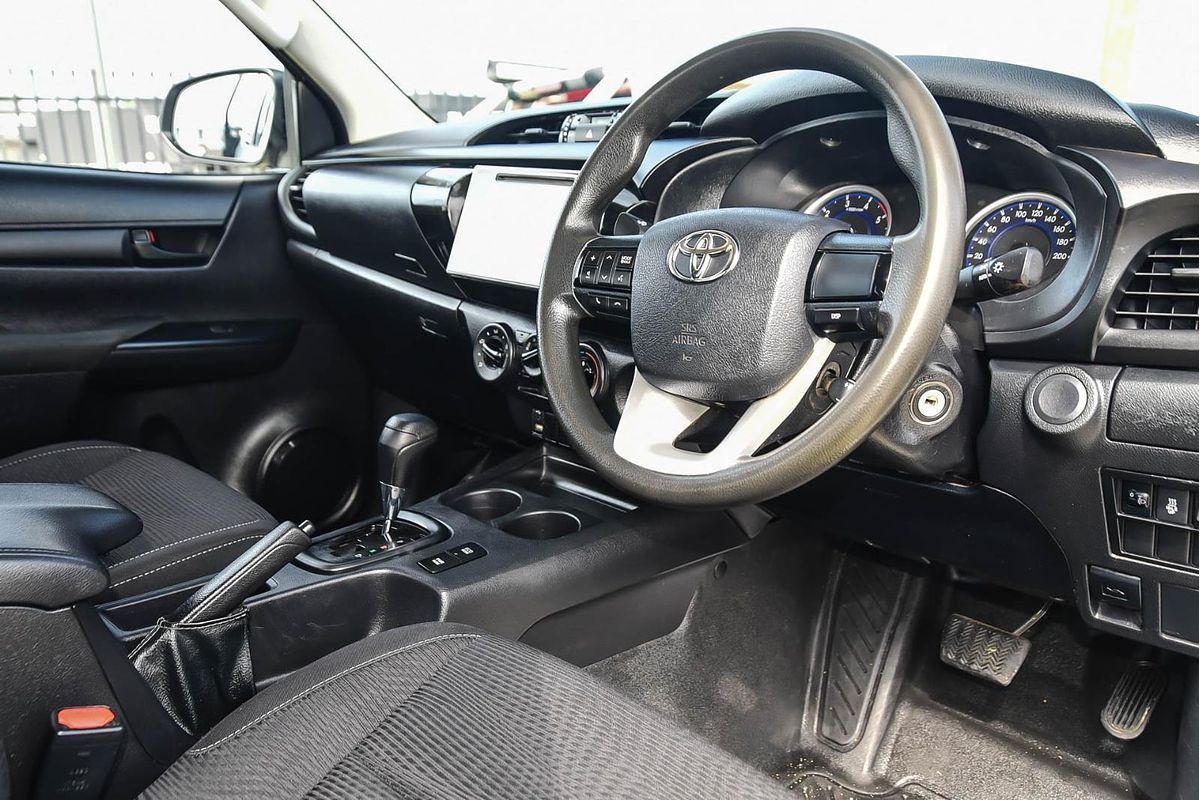 2018 Toyota Hilux SR GUN126R 4X4