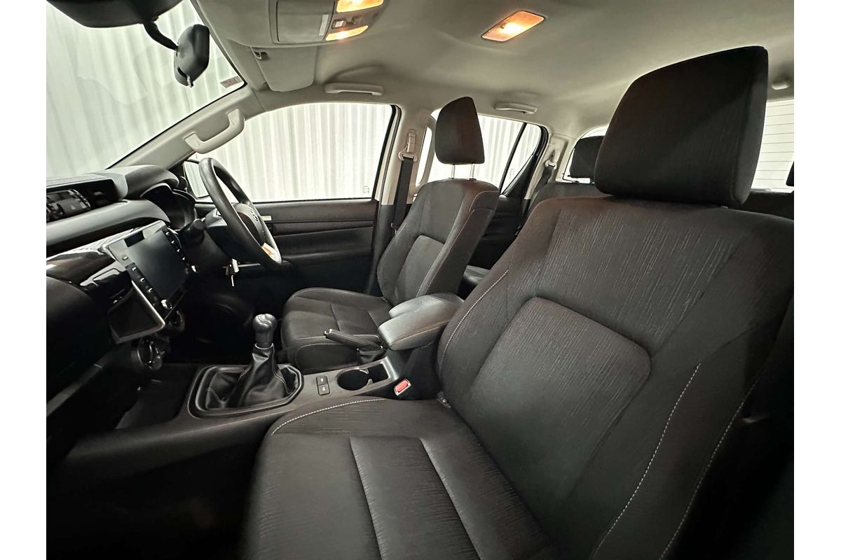 2023 Toyota Hilux SR GUN126R 4X4
