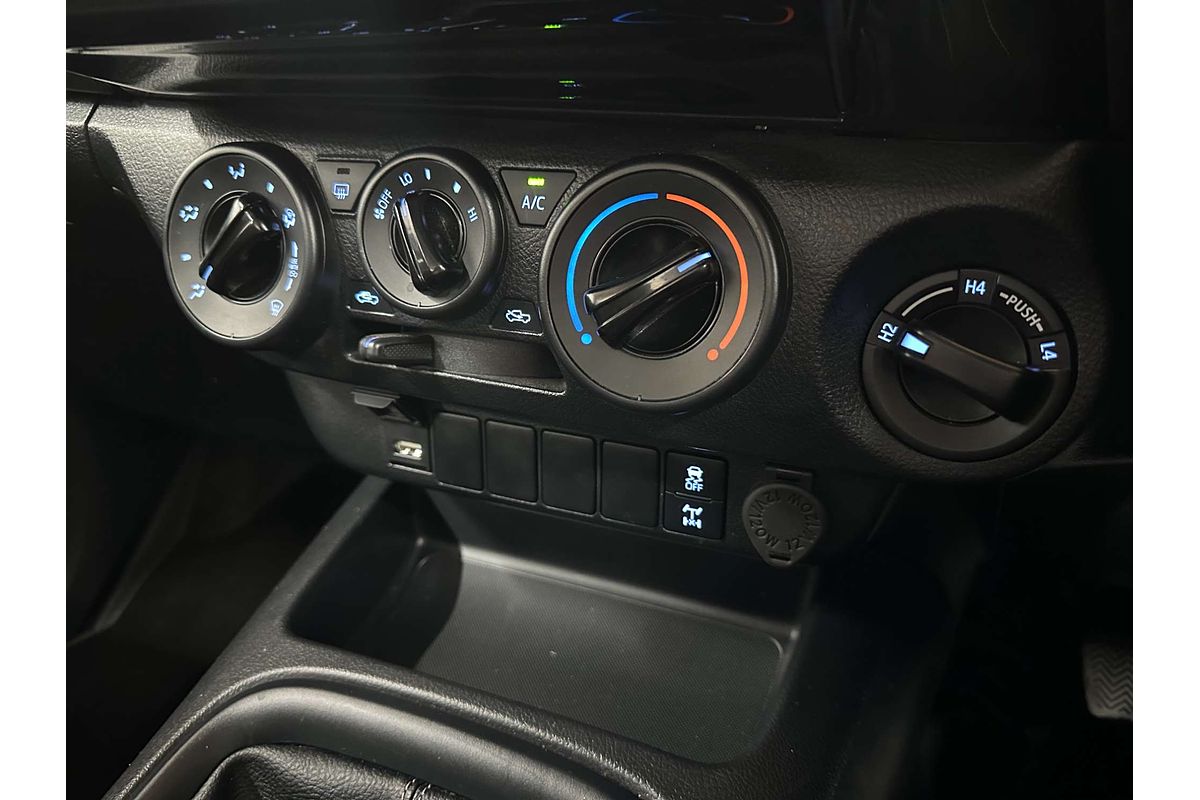 2023 Toyota Hilux SR GUN126R 4X4