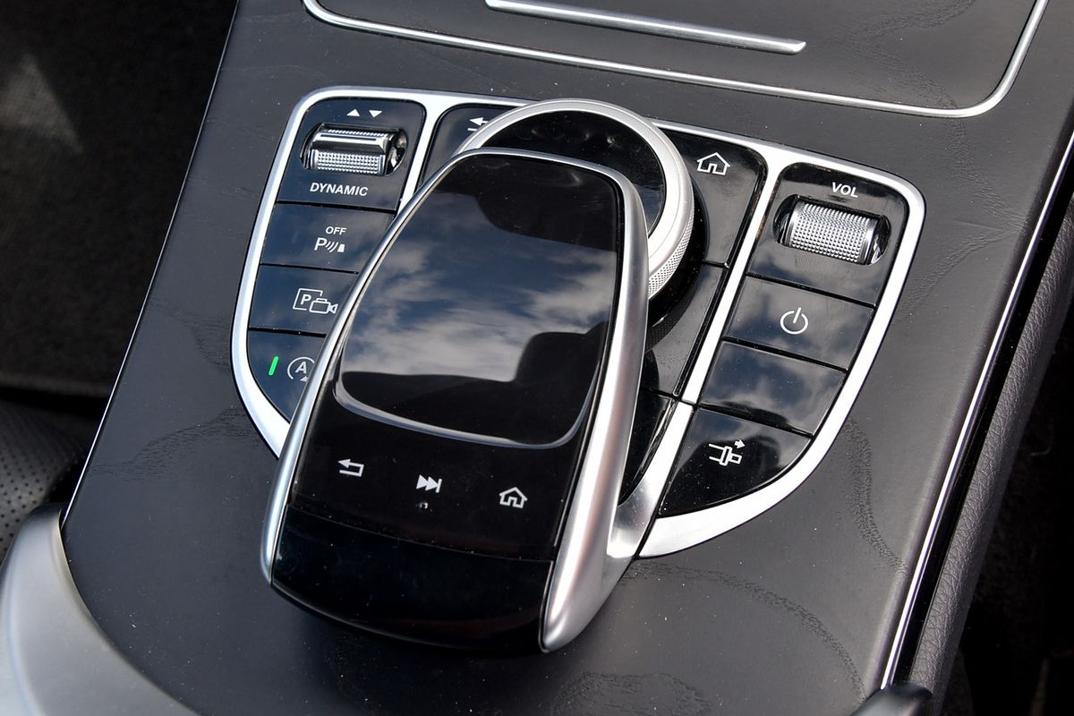 2019 Mercedes-Benz C-Class C300 C205