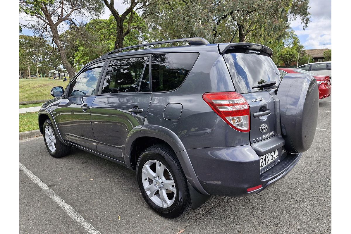 2011 Toyota RAV4 Cruiser ACA33R