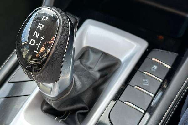 2023 Isuzu MU-X LS-T
