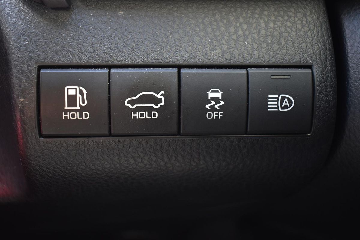 2022 Toyota Camry Ascent AXVA70R