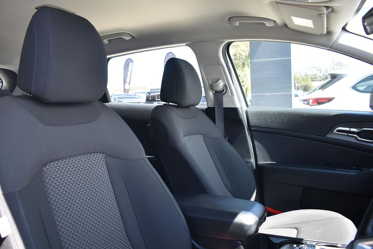 2022 Kia Sportage S NQ5