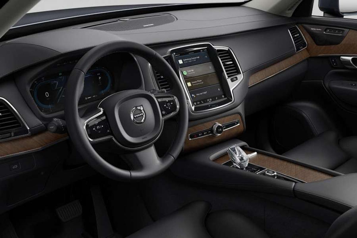 2023 Volvo XC90 Ultimate B6 Bright