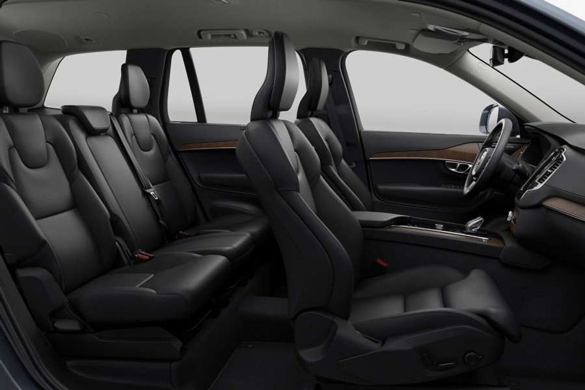 2023 Volvo XC90 Ultimate B6 Bright