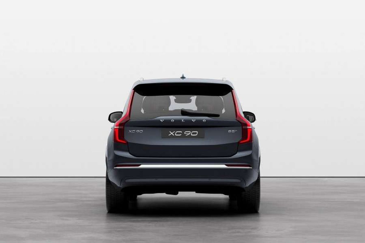 2023 Volvo XC90 Ultimate B6 Bright