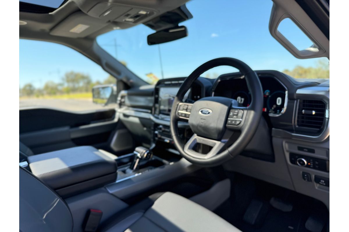 2023 Ford F-150 Lariat 4X4 LWB