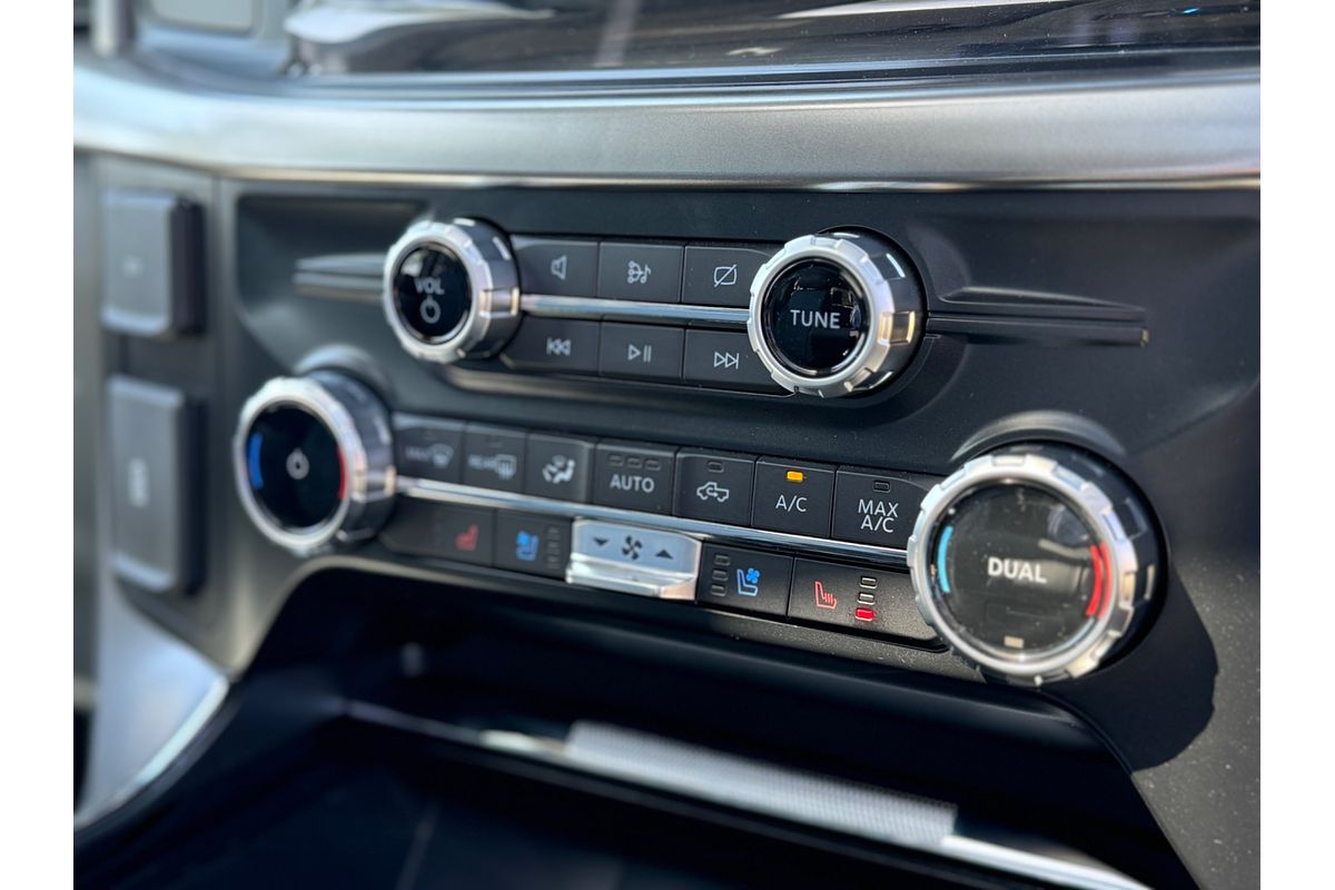 2023 Ford F-150 Lariat 4X4 LWB