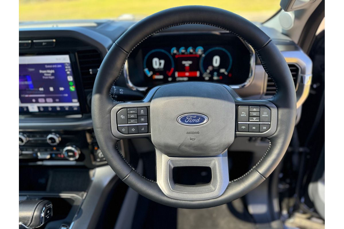 2023 Ford F-150 Lariat 4X4 LWB