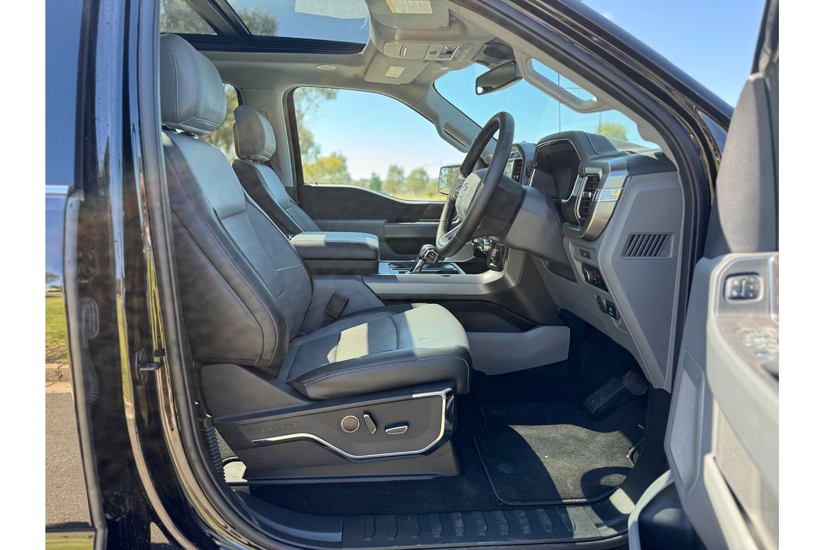 2023 Ford F-150 Lariat 4X4 LWB