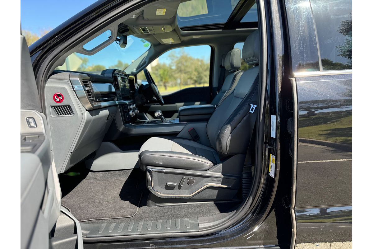 2023 Ford F-150 Lariat 4X4 LWB