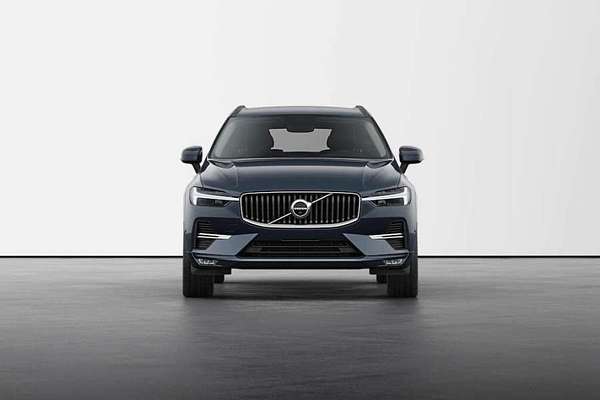 2024 Volvo XC60 Plus B5