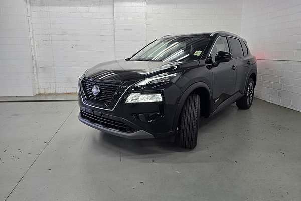 2025 Nissan X-TRAIL ST-L e-POWER T33