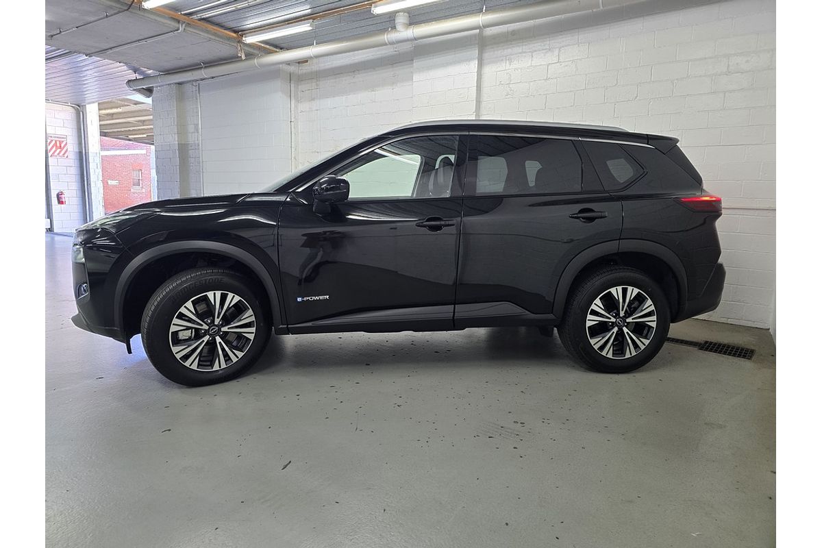2024 Nissan X-TRAIL ST-L e-POWER T33