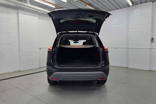 2025 Nissan X-TRAIL ST-L e-POWER T33