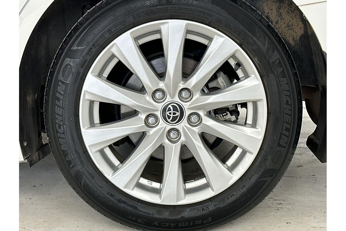 2018 Toyota Camry Ascent Sport AXVH71R
