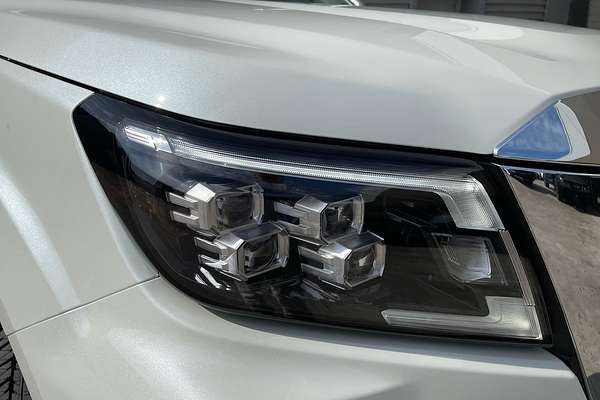 2024 Nissan Navara ST D23 4X4