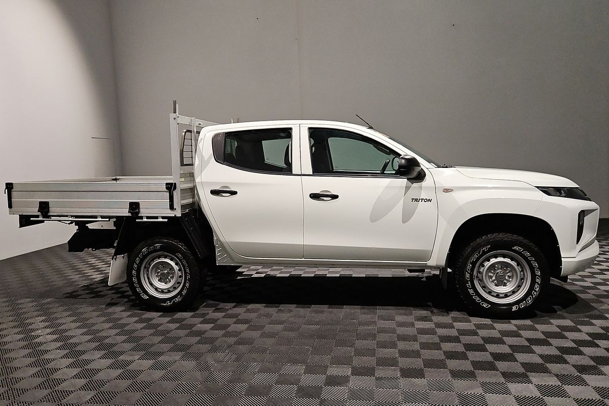 2020 Mitsubishi Triton GLX MR 4X4