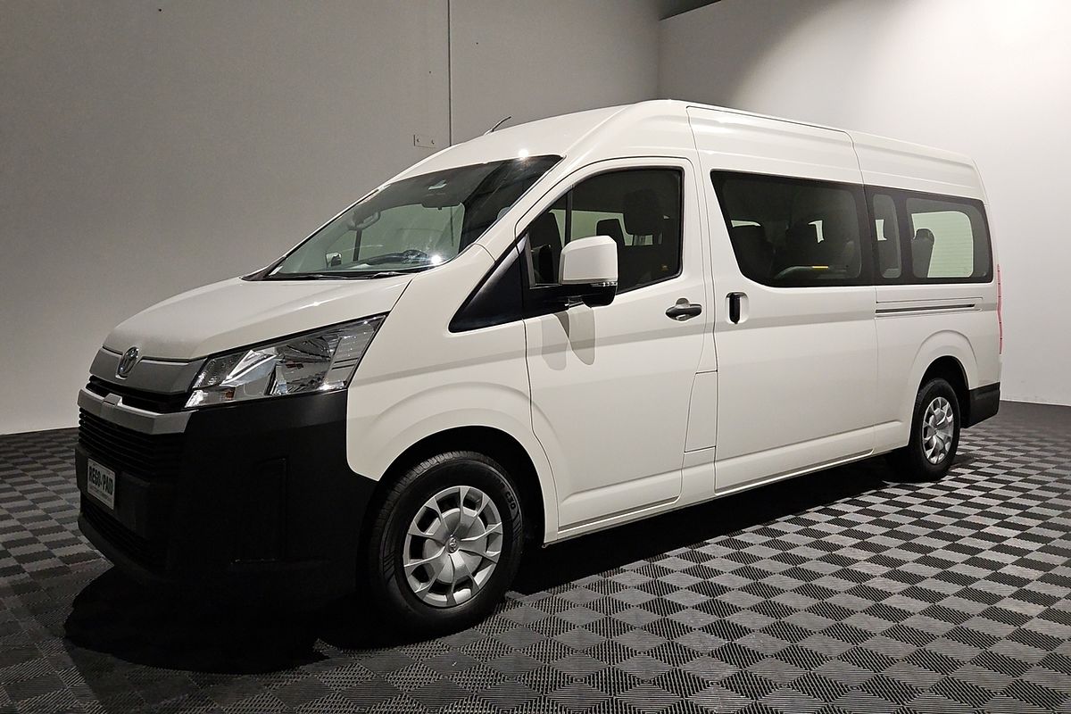 2021 Toyota Hiace Commuter GDH322R