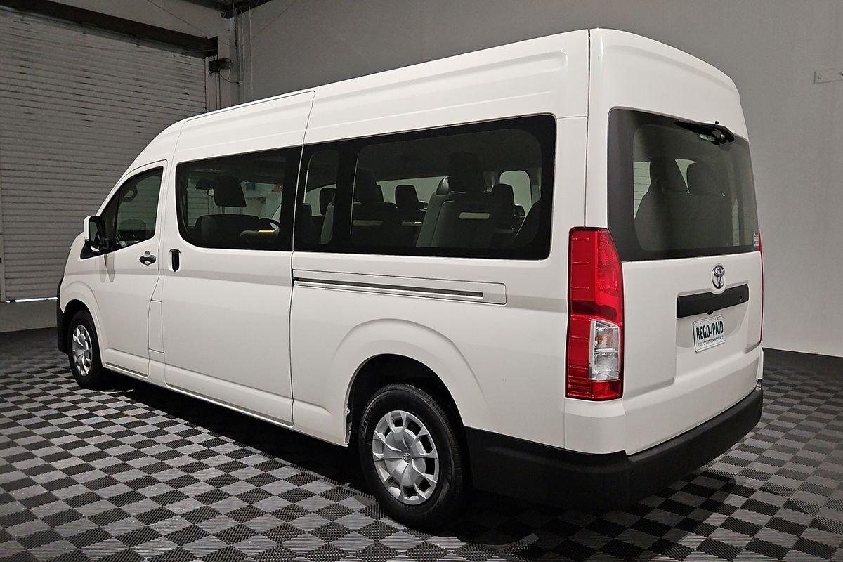 2021 Toyota Hiace Commuter GDH322R