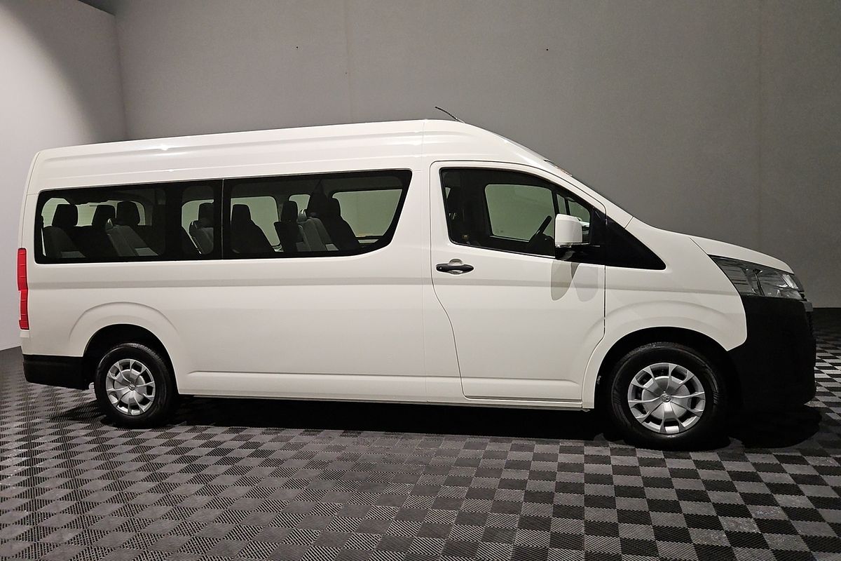 2021 Toyota Hiace Commuter GDH322R