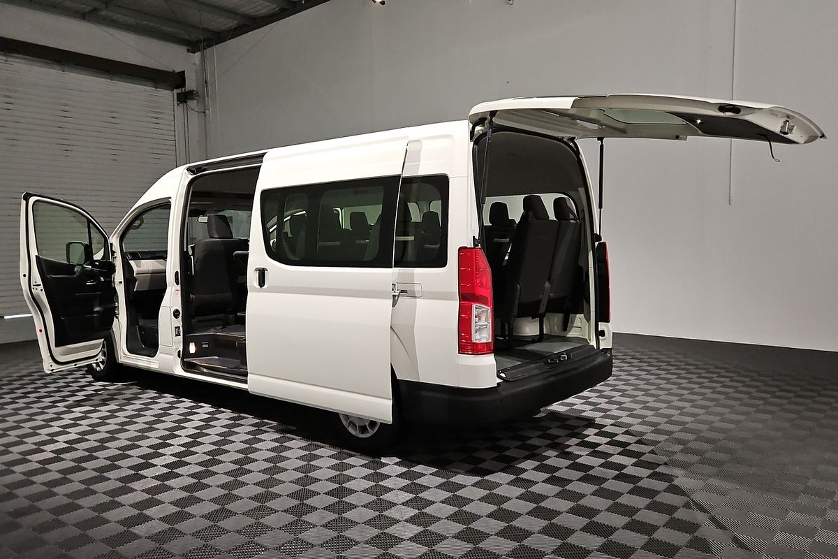 2021 Toyota Hiace Commuter GDH322R