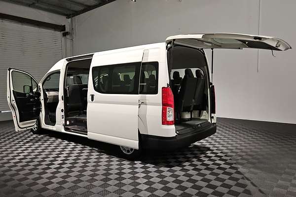 2021 Toyota Hiace Commuter GDH322R