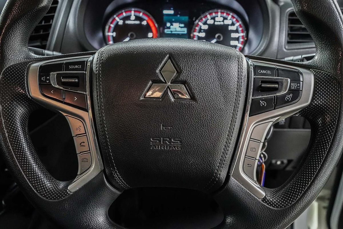 2020 Mitsubishi Triton GLX MR 4X4