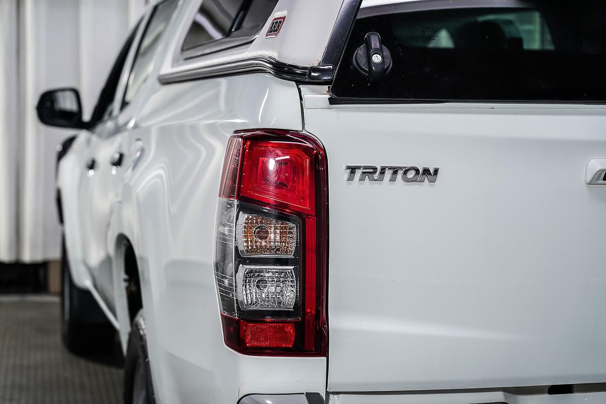 2020 Mitsubishi Triton GLX MR 4X4