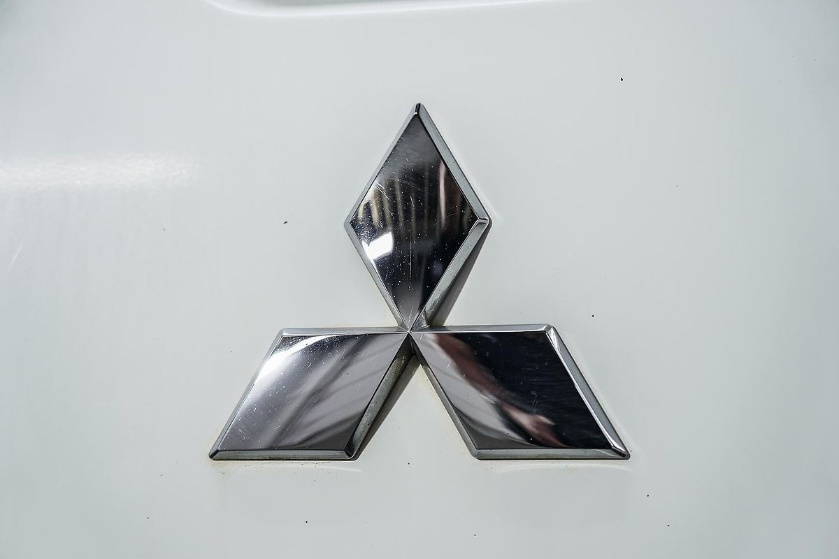2020 Mitsubishi Triton GLX MR 4X4