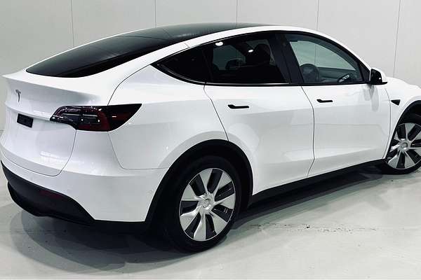 2023 Tesla Model Y Rear-Wheel Drive (No Series)