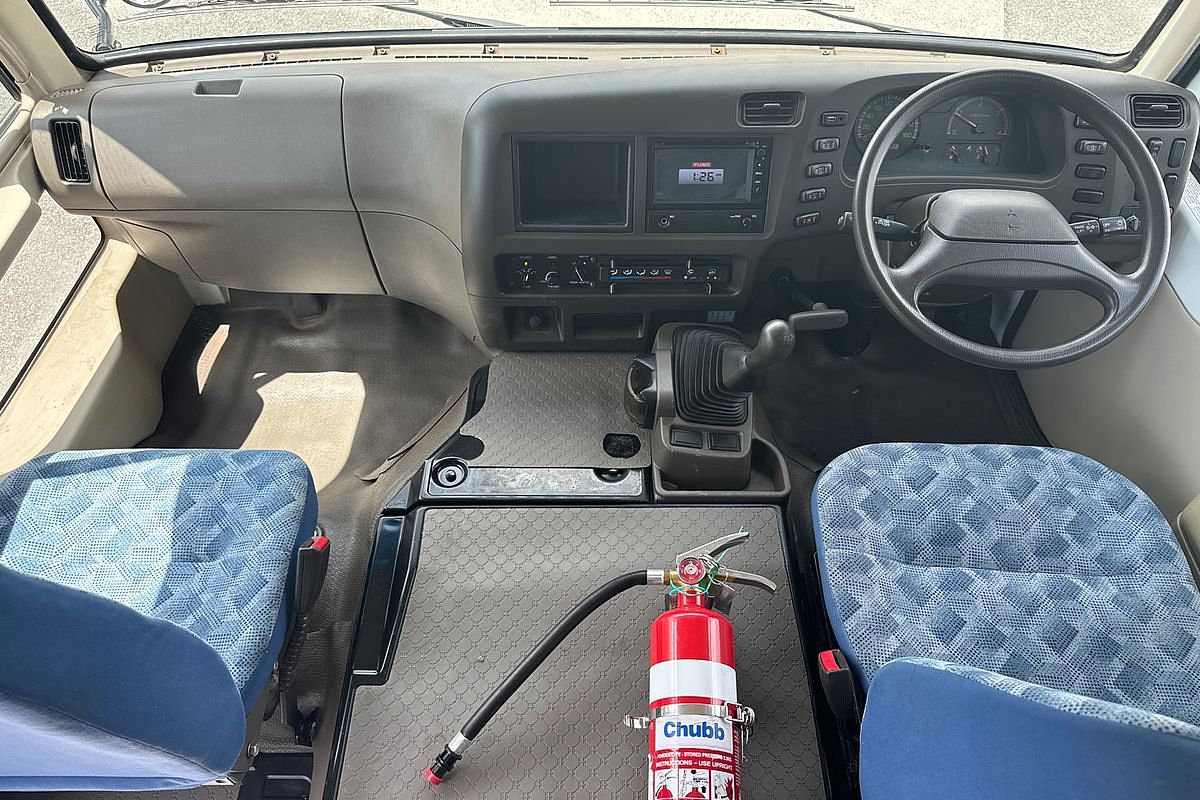2018 Mitsubishi ROSA DELUXE BE600