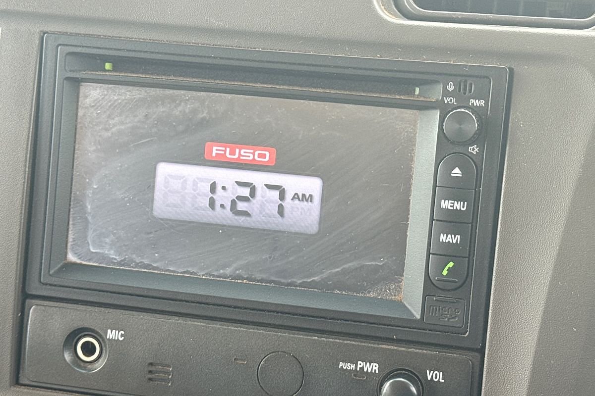 2018 Mitsubishi ROSA DELUXE BE600