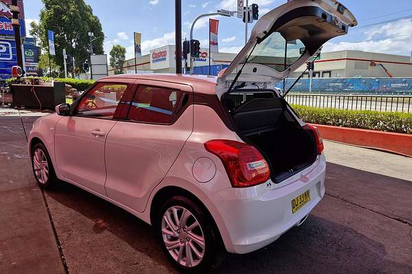 2023 Suzuki Swift GL AZ Series II