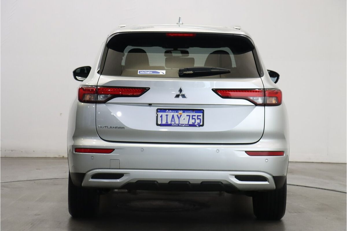 2023 Mitsubishi Outlander LS ZM