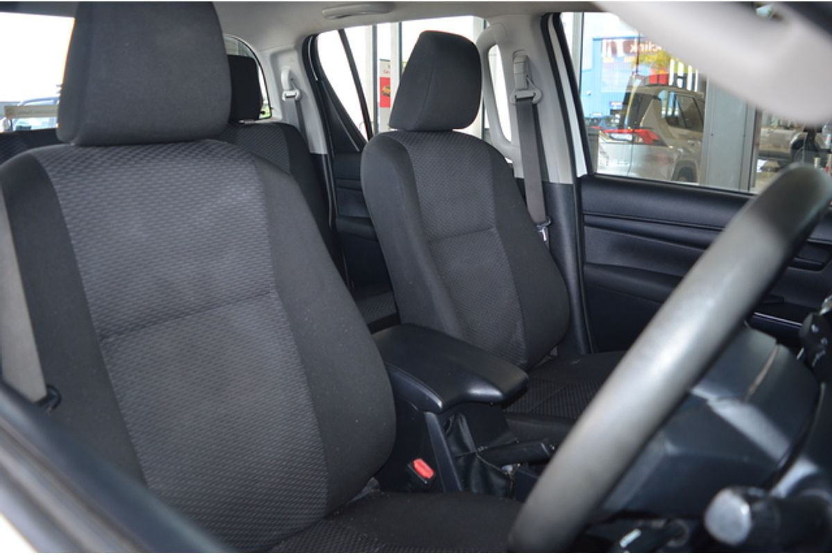 2018 Toyota Hilux Workmate GUN122R Rear Wheel Drive