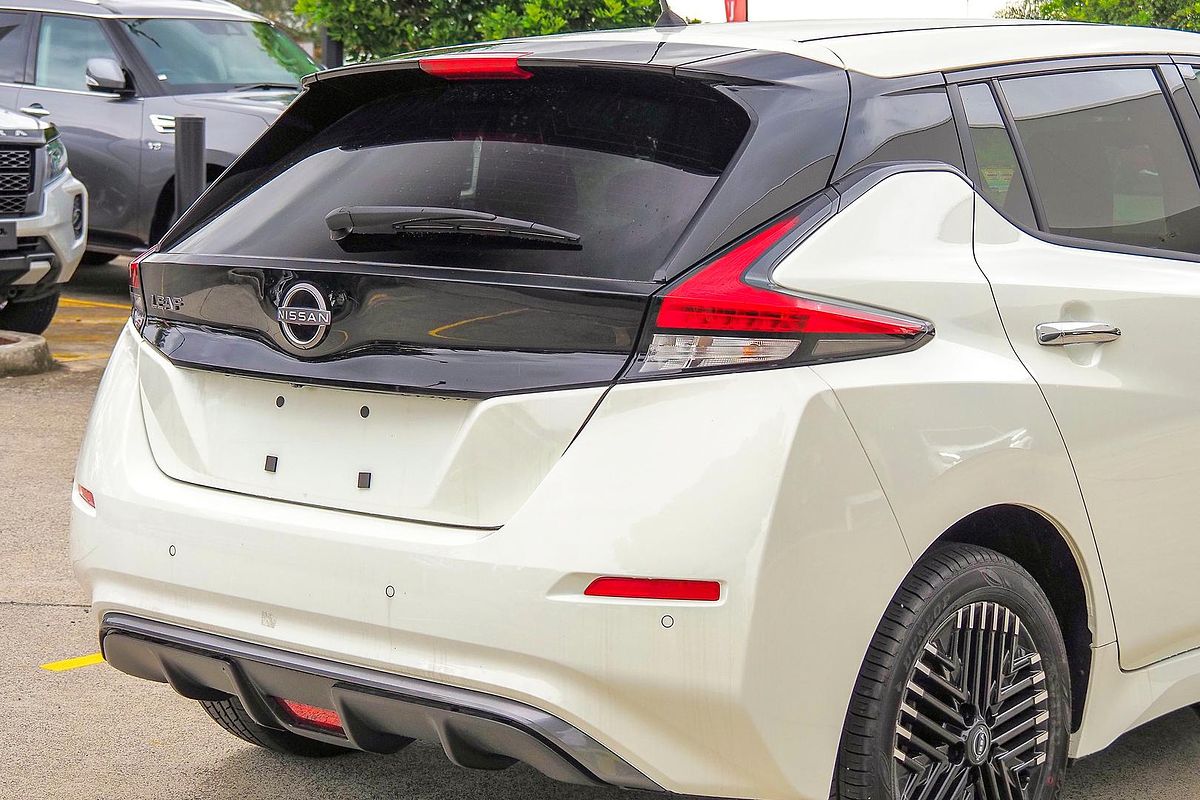 2023 Nissan LEAF e+ ZE1