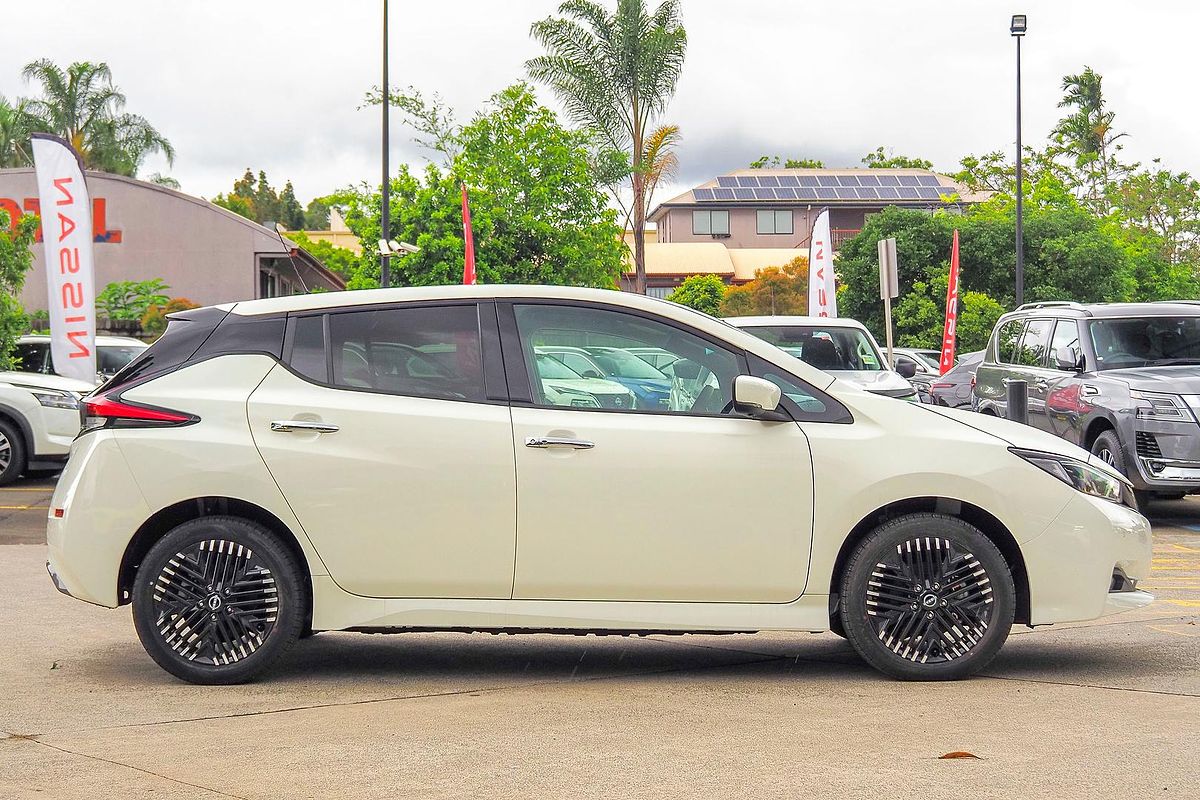 2023 Nissan LEAF e+ ZE1