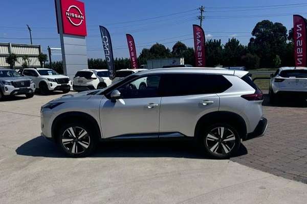 2024 Nissan X-TRAIL Ti T33