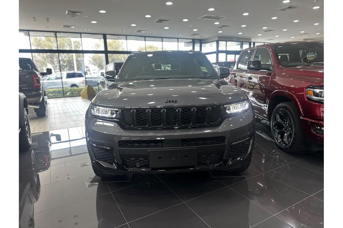 2023 Jeep Grand Cherokee Night Eagle WL