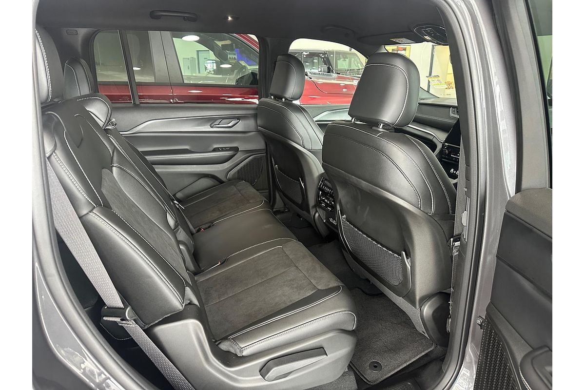 2023 Jeep Grand Cherokee Night Eagle WL