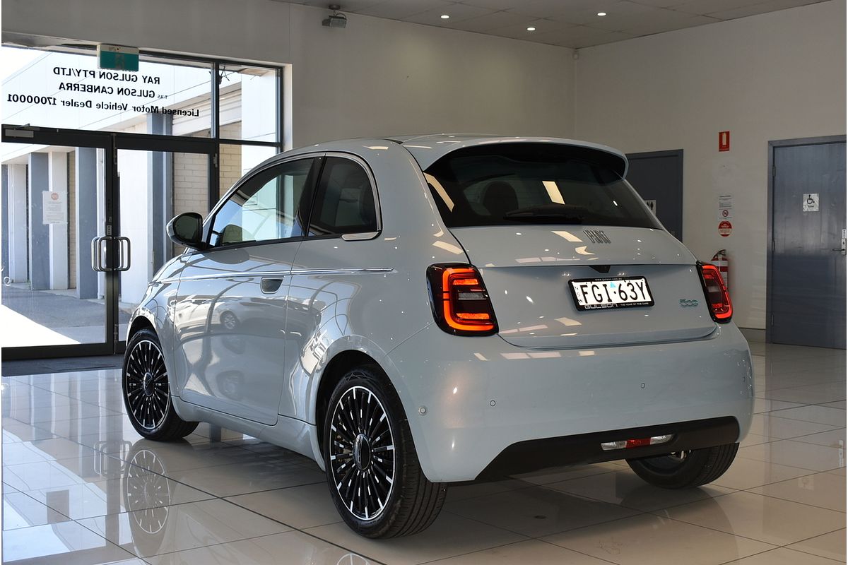 2023 Fiat 500e La Prima