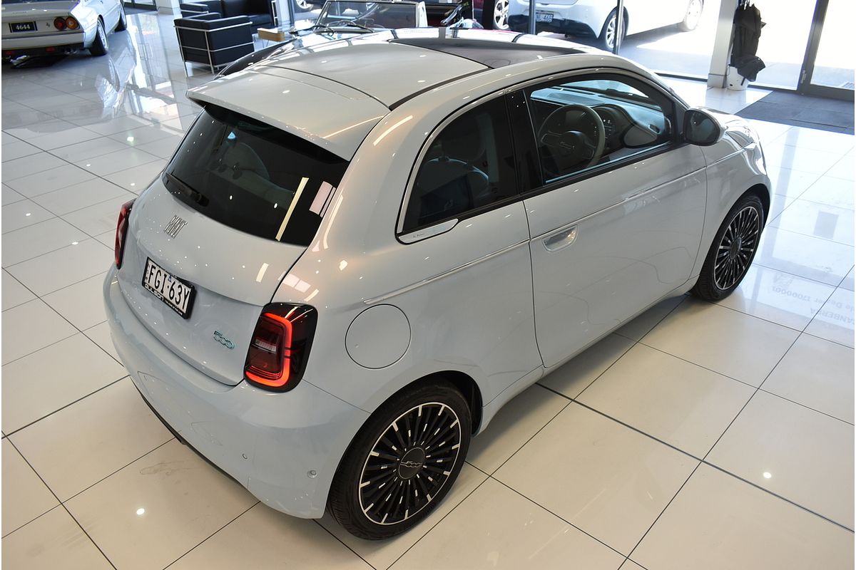 2023 Fiat 500e La Prima